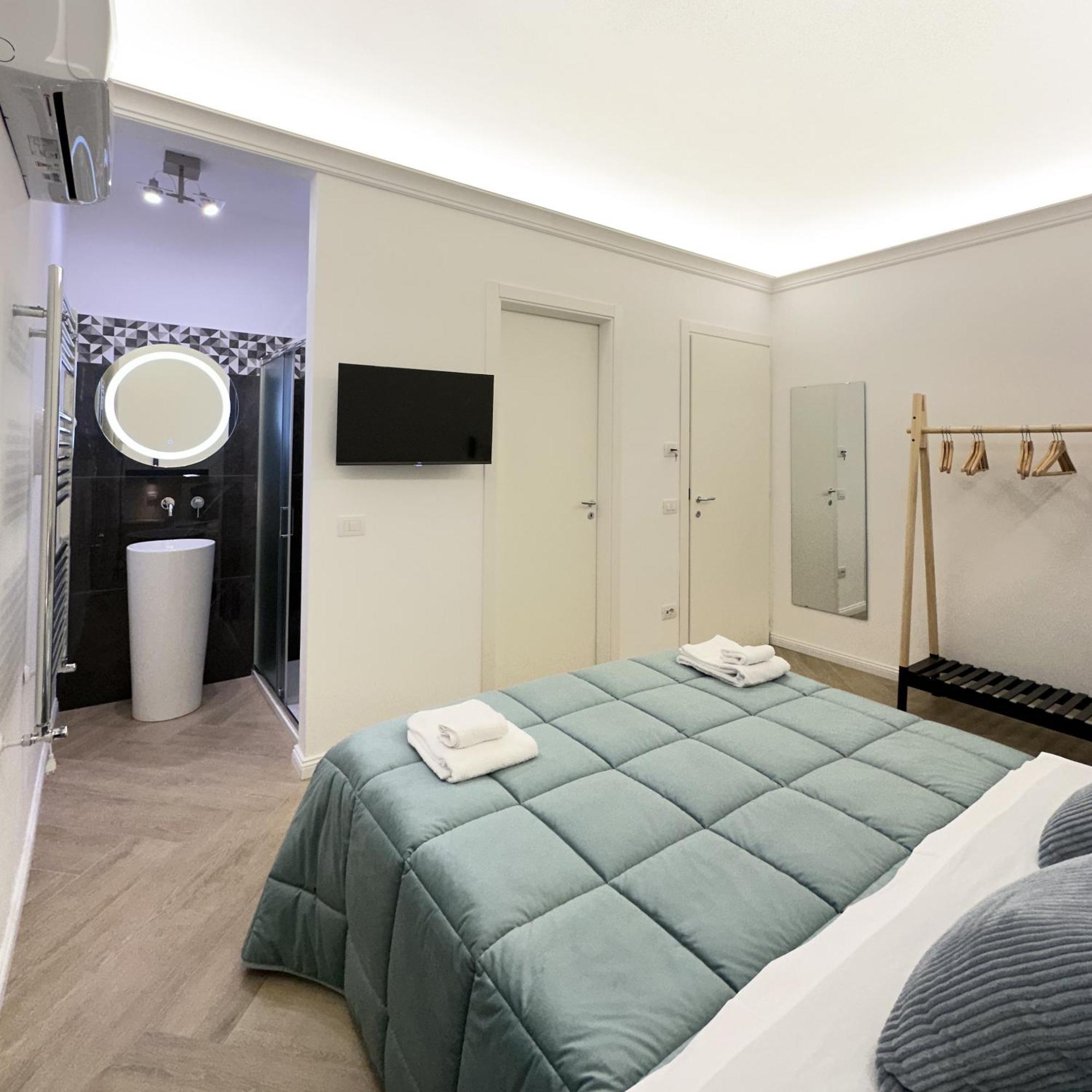 Vicki Vomero Rooms - Napoli Exterior foto